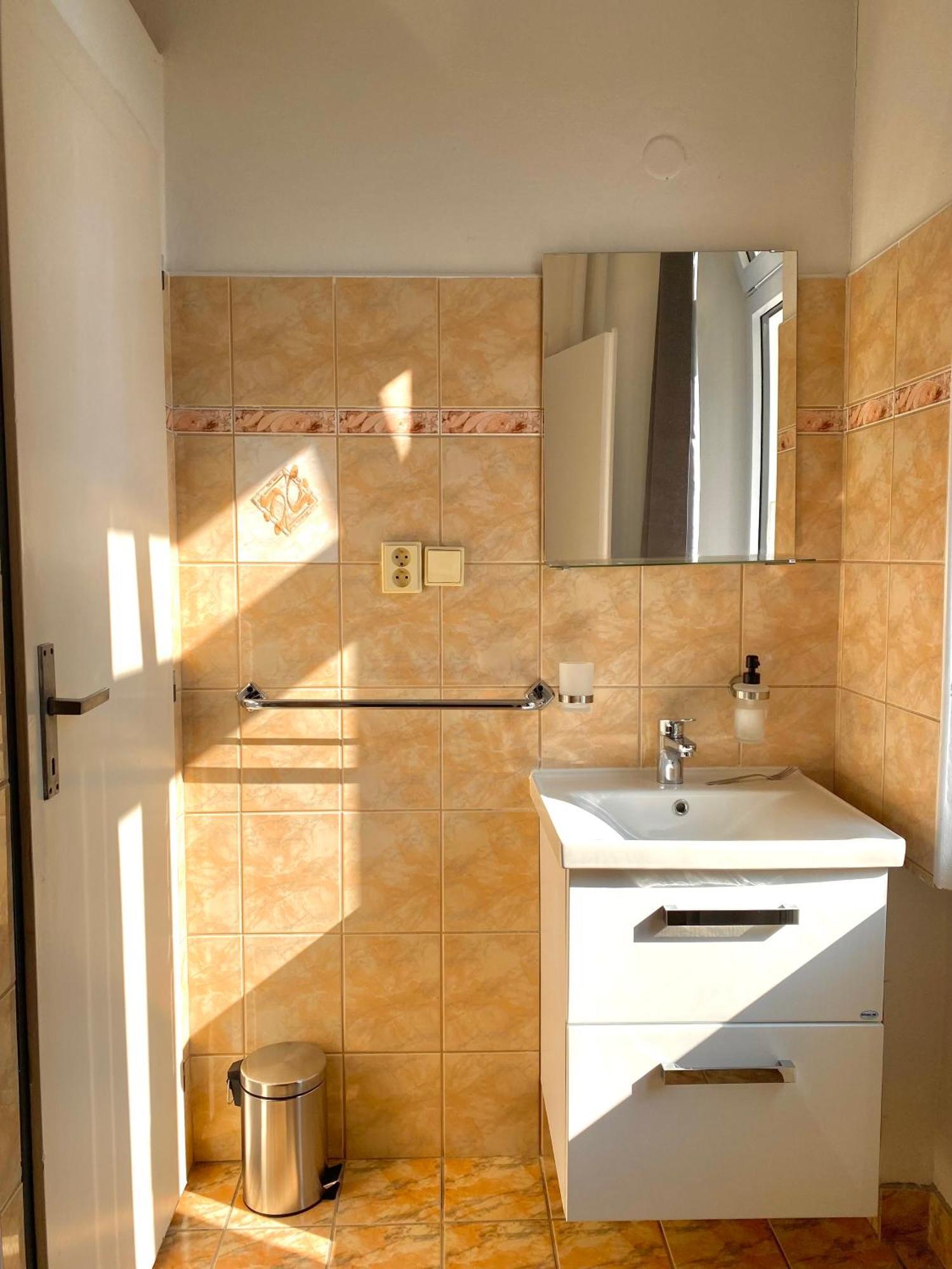 Hotel Labe Hrensko Ngoại thất bức ảnh